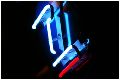 Z{؂̃LoNWNVyʐ^M[z